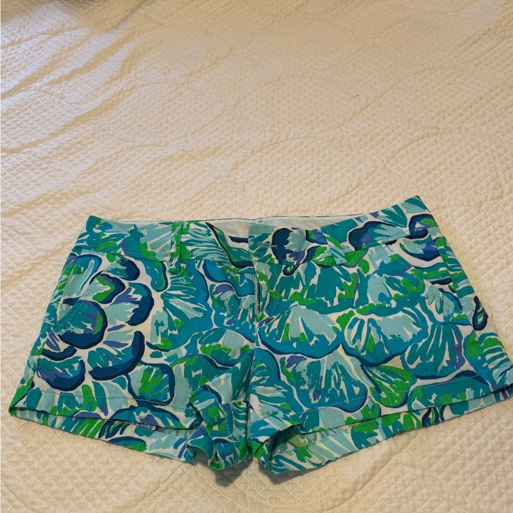 Lilly Pulitzer Walsh Shorts Size 10 Blue Green Tropical Floral Preppy - Picture 2 of 7